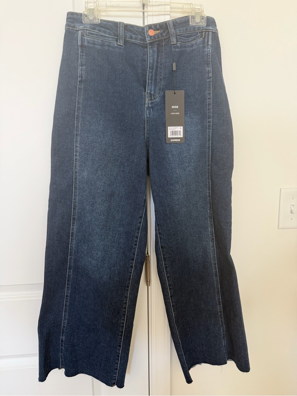 EXPRESS High Rise Wide Jeans Size 8
